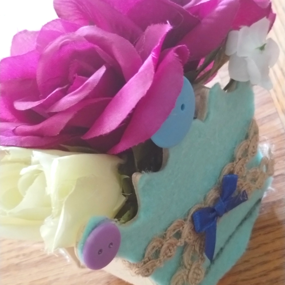 Purple and white roses make the perfect unique gift for someone special in your